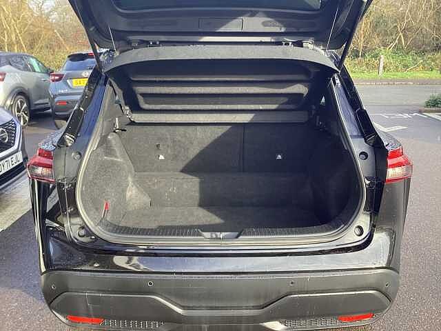 Nissan Qashqai 1.3 DiG-T MH 158 Acenta Premium 5dr Xtronic