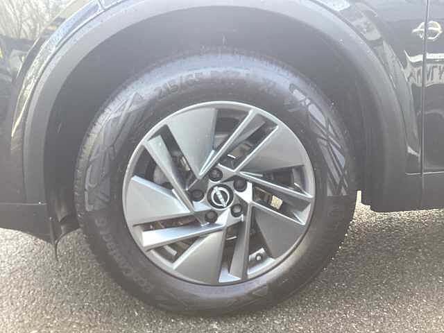 Nissan Qashqai 1.3 DiG-T MH 158 Acenta Premium 5dr Xtronic