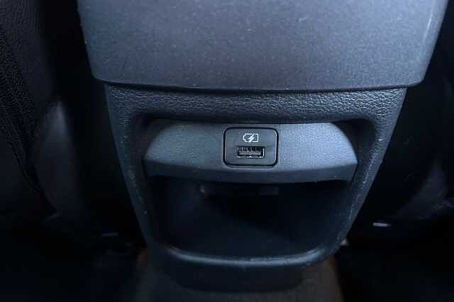 Nissan Juke 1.0 DiG-T 114 N-Connecta 5dr