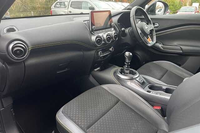 Nissan Juke 1.0 DiG-T 114 Kiiro 5dr
