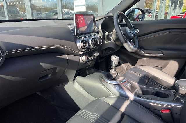 Nissan Juke 1.0 DiG-T 114 Tekna 5dr