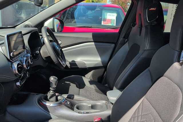 Nissan Juke 1.0 DiG-T Tekna 5dr