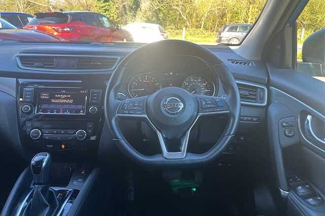 Nissan Qashqai 1.3 DiG-T 160 Tekna 5dr DCT