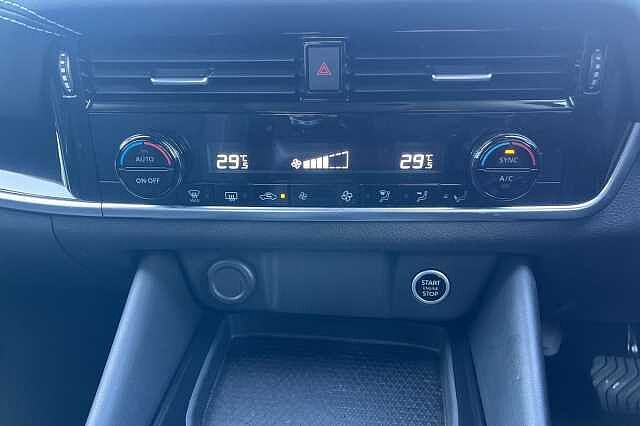 Nissan Qashqai 1.3 DiG-T MH 158 N-Connecta 5dr 4WD Xtronic