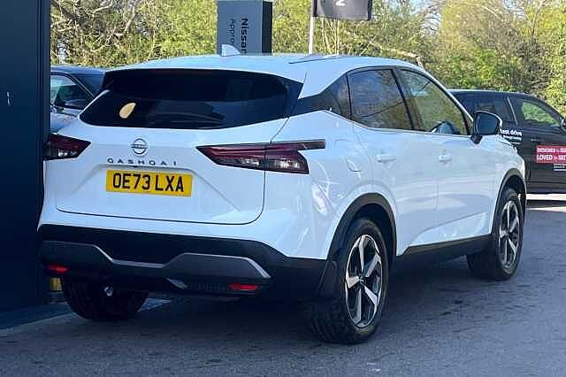 Nissan Qashqai 1.3 DiG-T MH 158 N-Connecta 5dr 4WD Xtronic