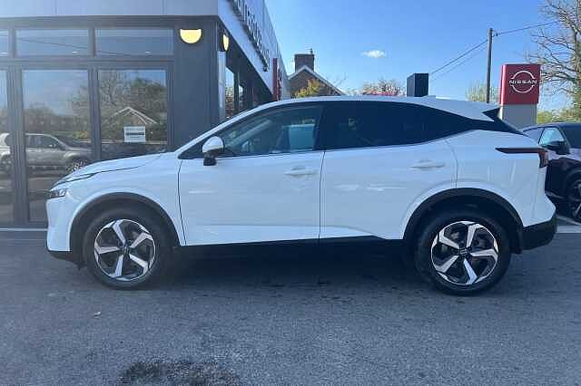 Nissan Qashqai 1.3 DiG-T MH 158 N-Connecta 5dr 4WD Xtronic