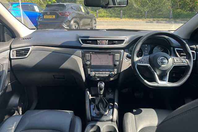 Nissan Qashqai 1.7 dCi Tekna 5dr 4WD CVT