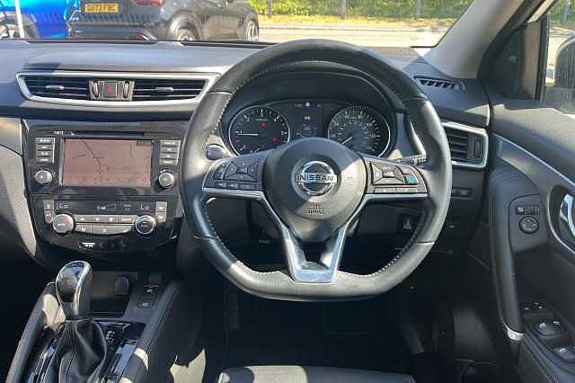Nissan Qashqai 1.7 dCi Tekna 5dr 4WD CVT