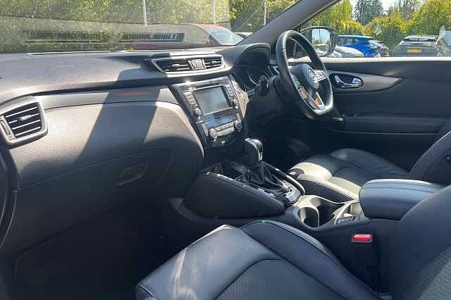 Nissan Qashqai 1.7 dCi Tekna 5dr 4WD CVT