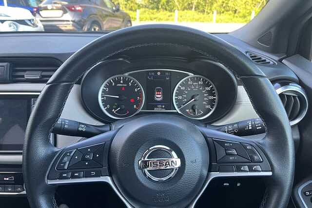Nissan Micra 1.0 IG-T 92 Tekna 5dr
