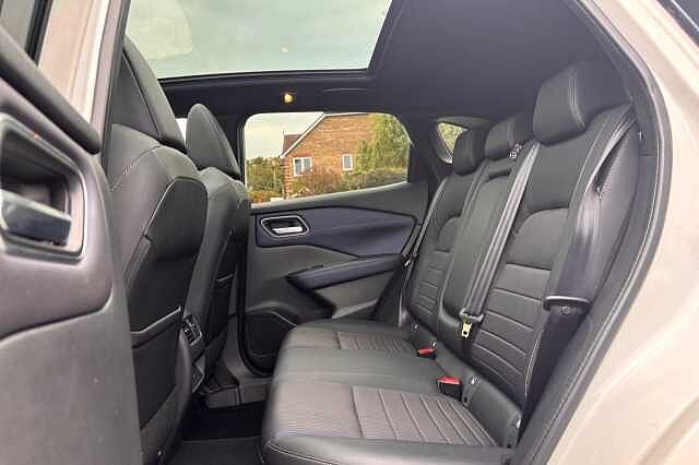Nissan Qashqai 1.3 DiG-T MH Tekna 5dr