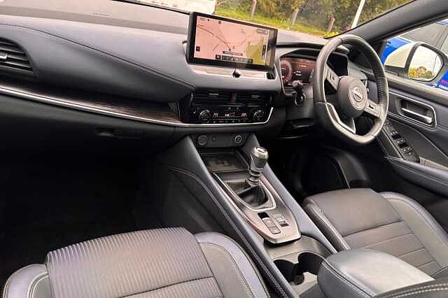 Nissan Qashqai 1.3 DiG-T MH Tekna 5dr