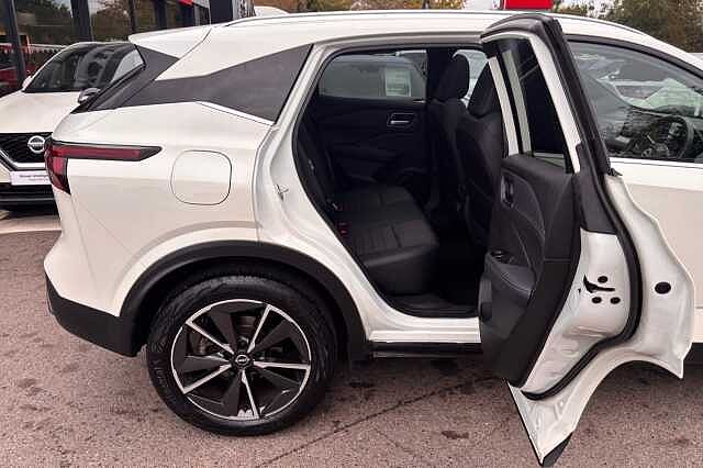 Nissan Qashqai 1.3 DiG-T MH Tekna 5dr