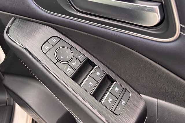 Nissan Qashqai 1.3 DiG-T MH Tekna 5dr