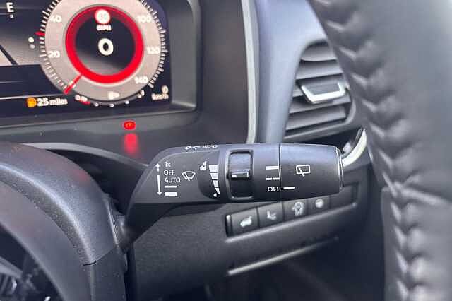 Nissan Qashqai 1.3 DiG-T MH 158 Tekna 5dr Xtronic