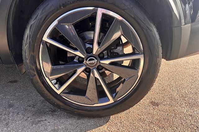 Nissan Qashqai 1.3 DiG-T MH 158 Tekna 5dr Xtronic