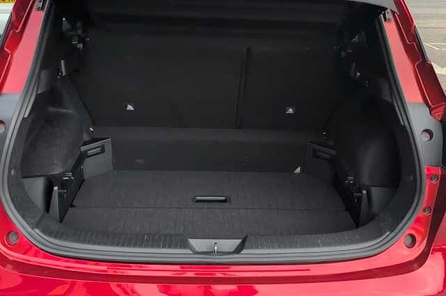 Nissan Qashqai 1.3 DiG-T MH N-Connecta 5dr with Glass Roof