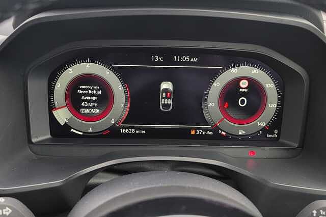 Nissan Qashqai 1.3 DiG-T MH N-Connecta 5dr with Glass Roof