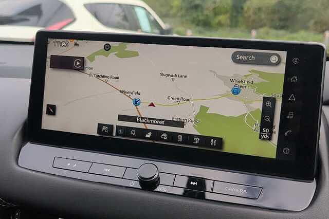 Nissan Qashqai 1.3 DiG-T MH N-Connecta 5dr with Glass Roof