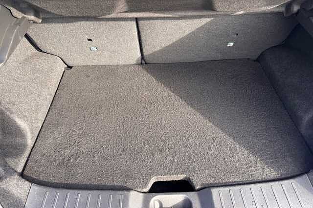 Nissan Juke 1.0 DiG-T 114 N-Connecta 5dr DCT