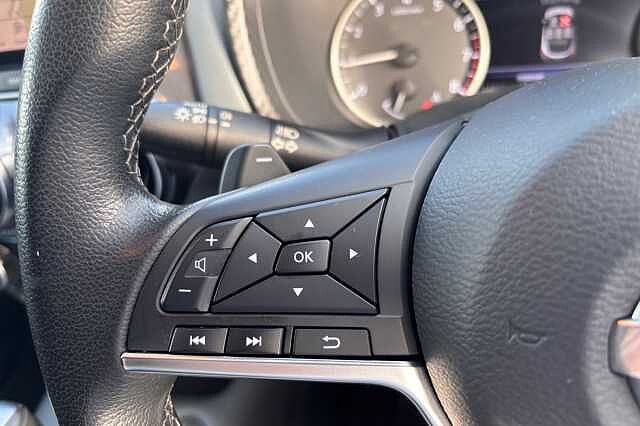 Nissan Juke 1.0 DiG-T 114 N-Connecta 5dr DCT