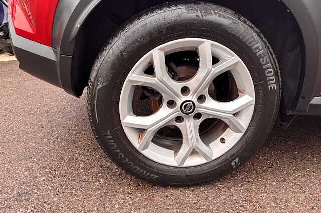 Nissan Juke 1.0 DiG-T N-Connecta 5dr