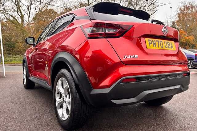 Nissan Juke 1.0 DiG-T N-Connecta 5dr