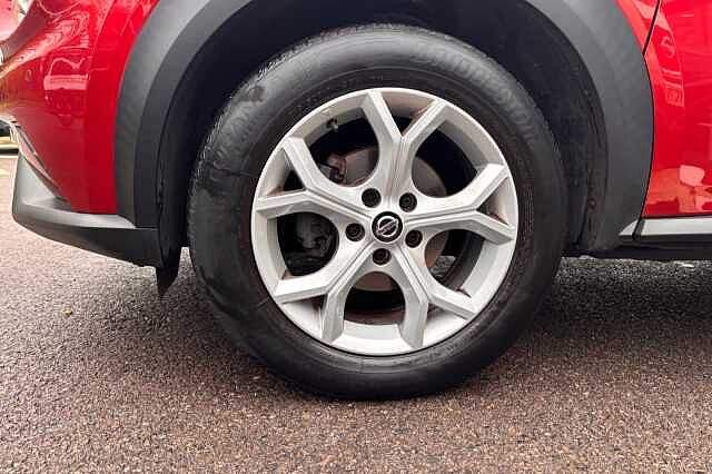 Nissan Juke 1.0 DiG-T N-Connecta 5dr