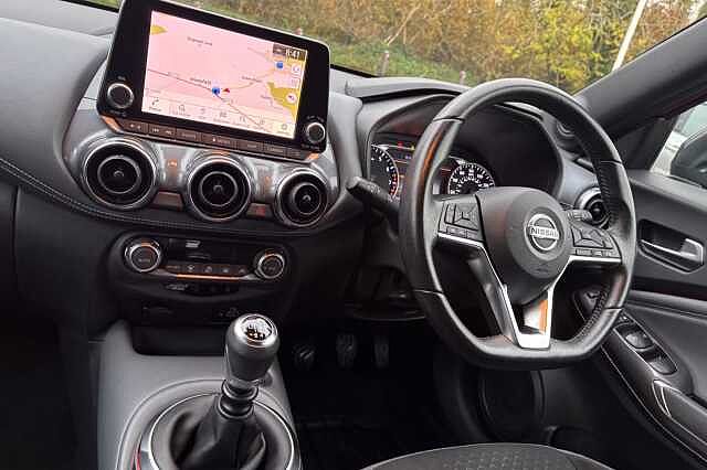 Nissan Juke 1.0 DiG-T N-Connecta 5dr