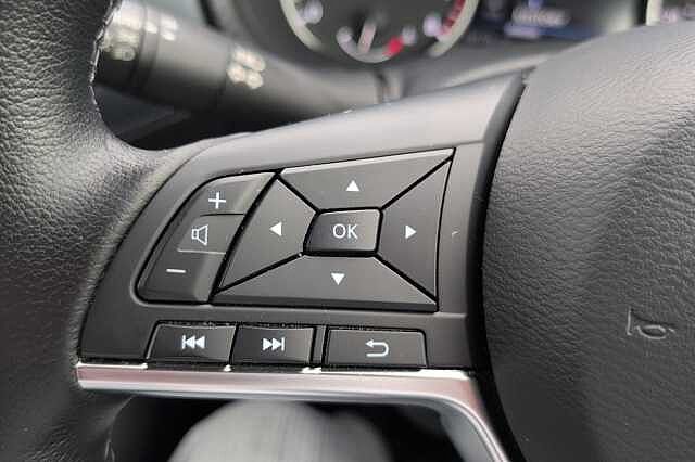 Nissan Juke 1.0 DiG-T 114 N-Connecta 5dr