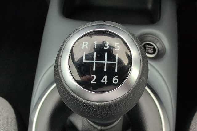 Nissan Juke 1.0 DiG-T 114 N-Connecta 5dr