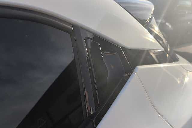 Nissan Juke 1.0 DiG-T 114 N-Connecta 5dr