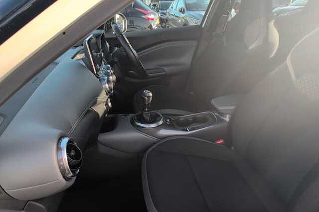 Nissan Juke 1.0 DiG-T 114 N-Connecta 5dr