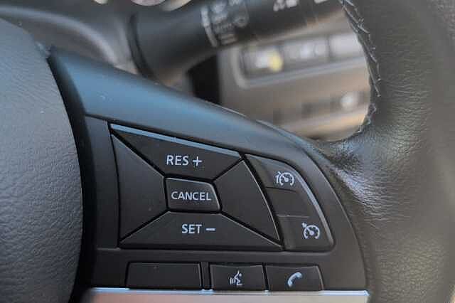 Nissan Juke 1.0 DiG-T 114 N-Connecta 5dr