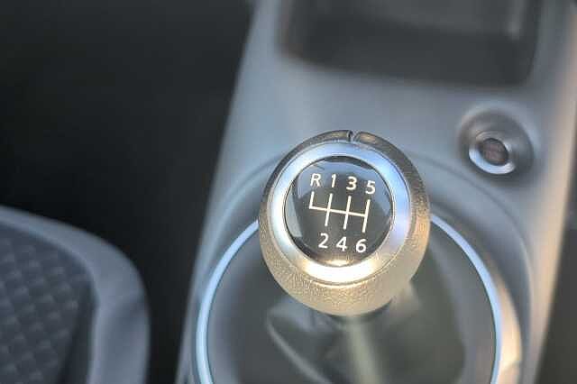 Nissan Juke 1.0 DiG-T 114 N-Connecta 5dr