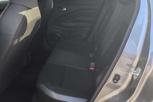 Nissan Juke 1.0 DiG-T 114 N-Connecta 5dr