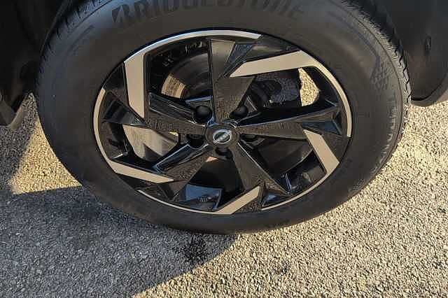 Nissan Juke 1.0 DiG-T 114 N-Connecta 5dr