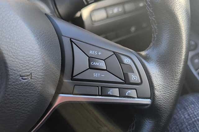 Nissan Juke 1.0 DiG-T 114 N-Connecta 5dr