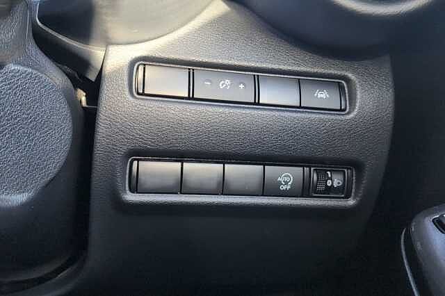 Nissan Juke 1.0 DiG-T 114 N-Connecta 5dr