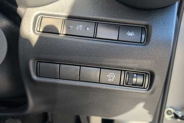 Nissan Juke 1.0 DiG-T 114 N-Connecta 5dr