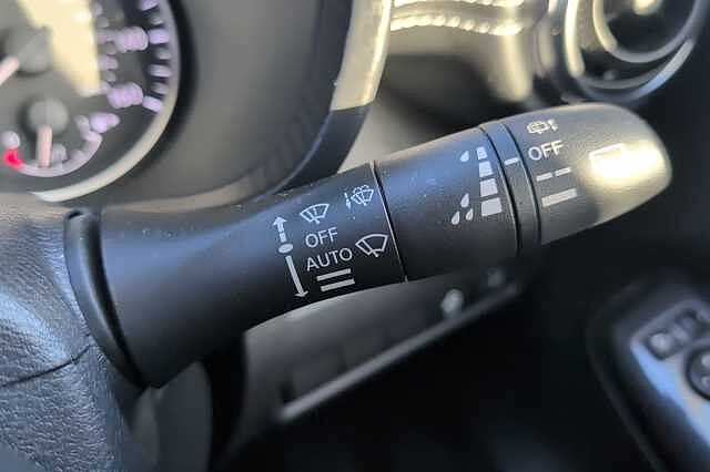 Nissan Juke 1.0 DiG-T 114 N-Connecta 5dr