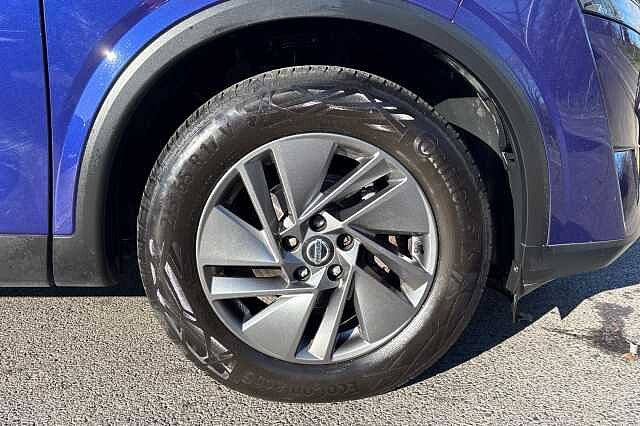 Nissan Qashqai 1.3 DiG-T MH Acenta Premium 5dr