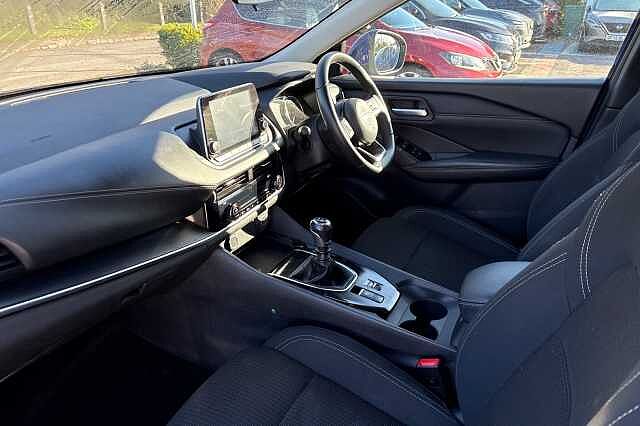 Nissan Qashqai 1.3 DiG-T MH Acenta Premium 5dr