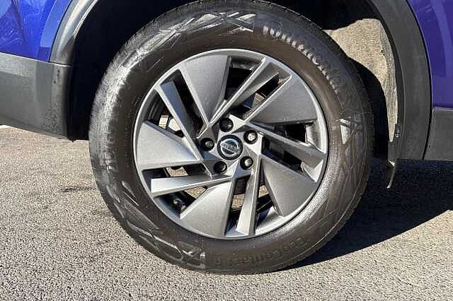 Nissan Qashqai 1.3 DiG-T MH Acenta Premium 5dr