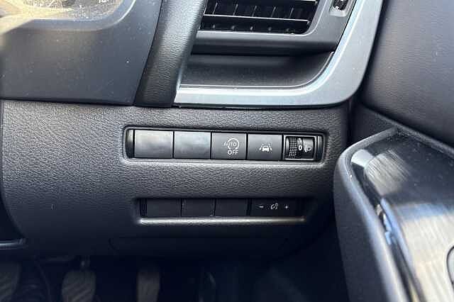 Nissan Qashqai 1.3 DiG-T MH Acenta Premium 5dr