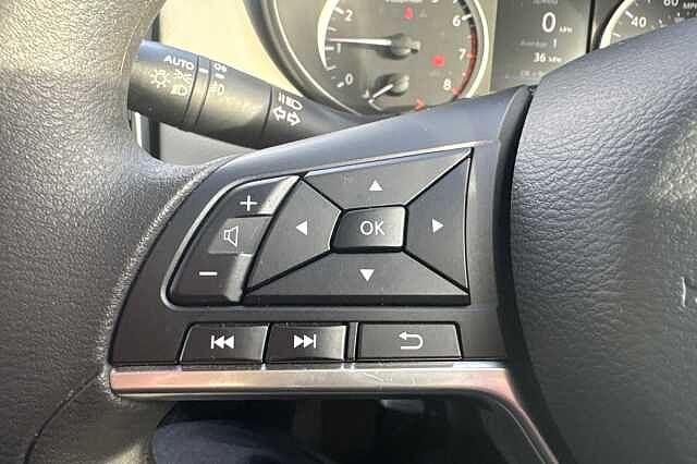 Nissan Micra 1.0 IG-T 92 Acenta 5dr