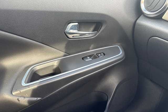 Nissan Micra 1.0 IG-T 92 Acenta 5dr